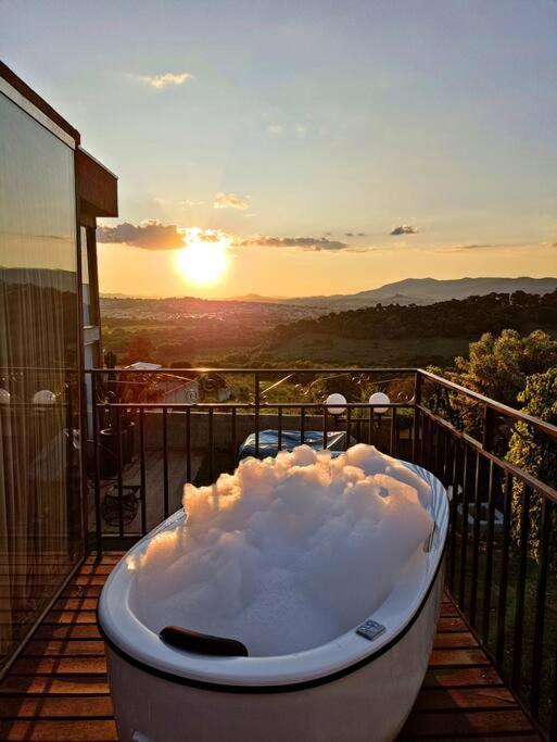 Tiny House Paraiso Minicasas Com Hidromassagem Pouso Alegre Buitenkant foto